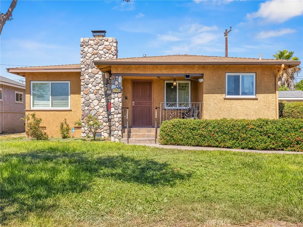 main property photo 6