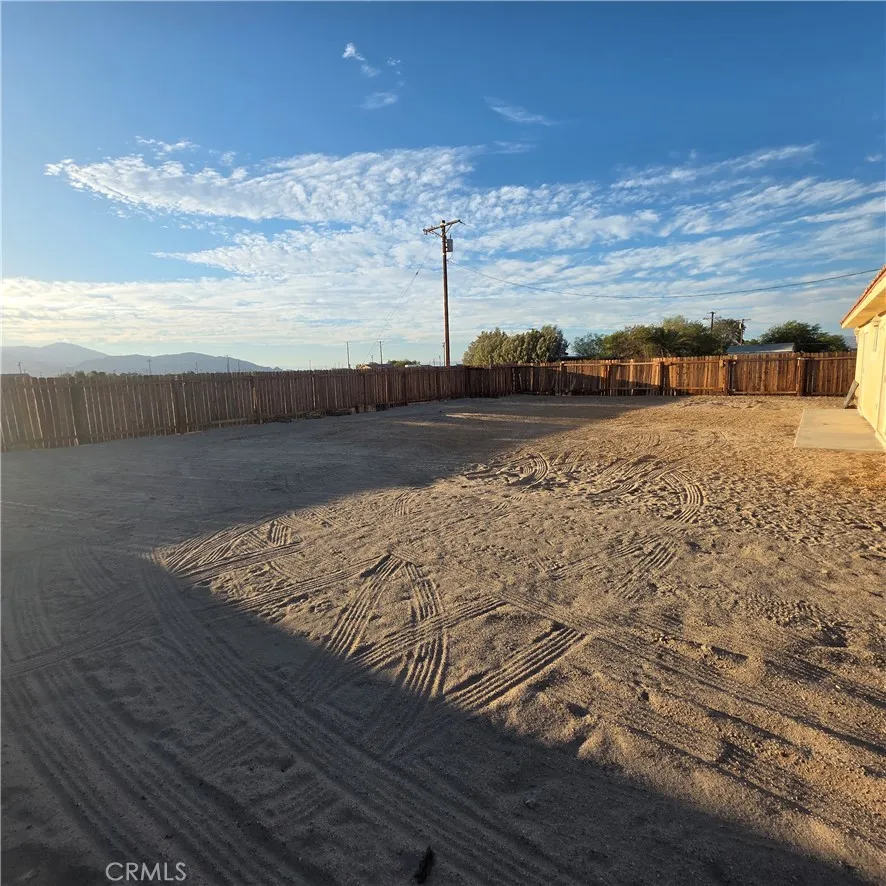 main property photo 11