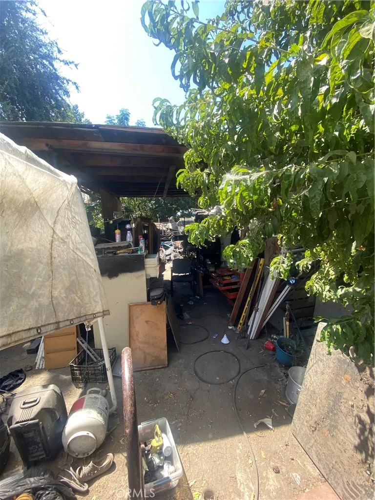 main property photo 22