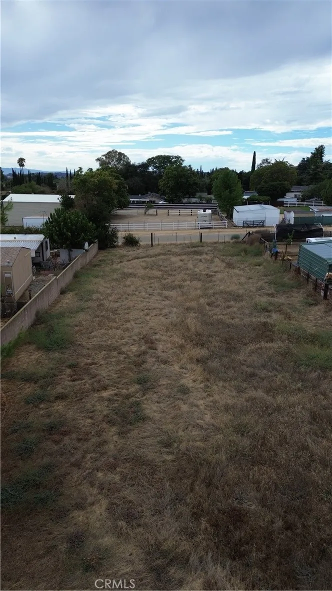 main property photo 16