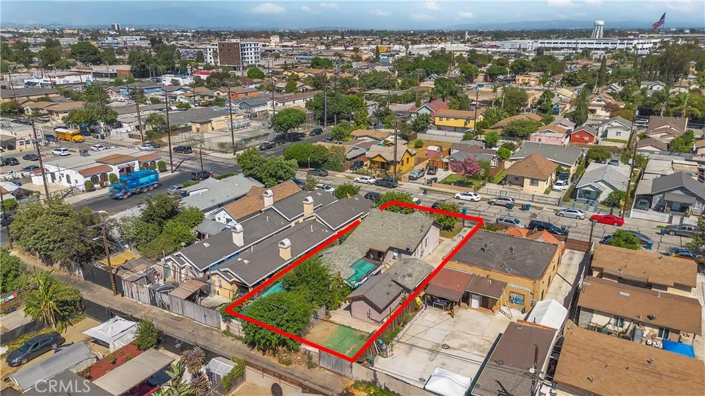 main property photo 7