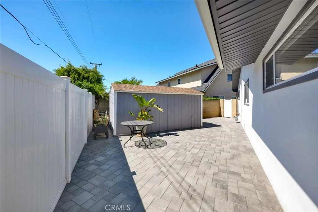 main property photo 51