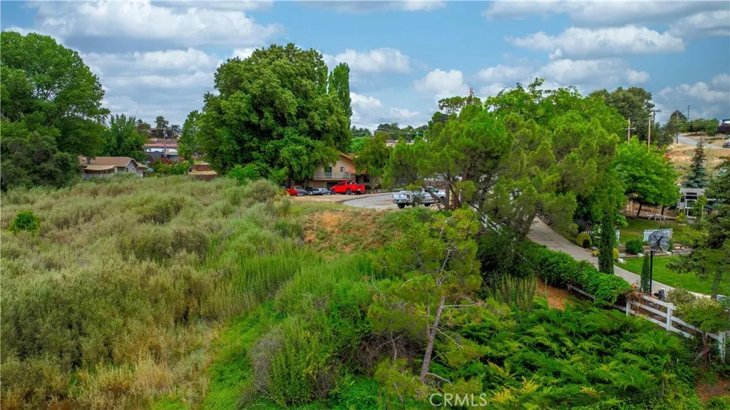 main property photo 26
