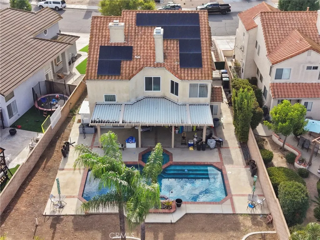 main property photo 45