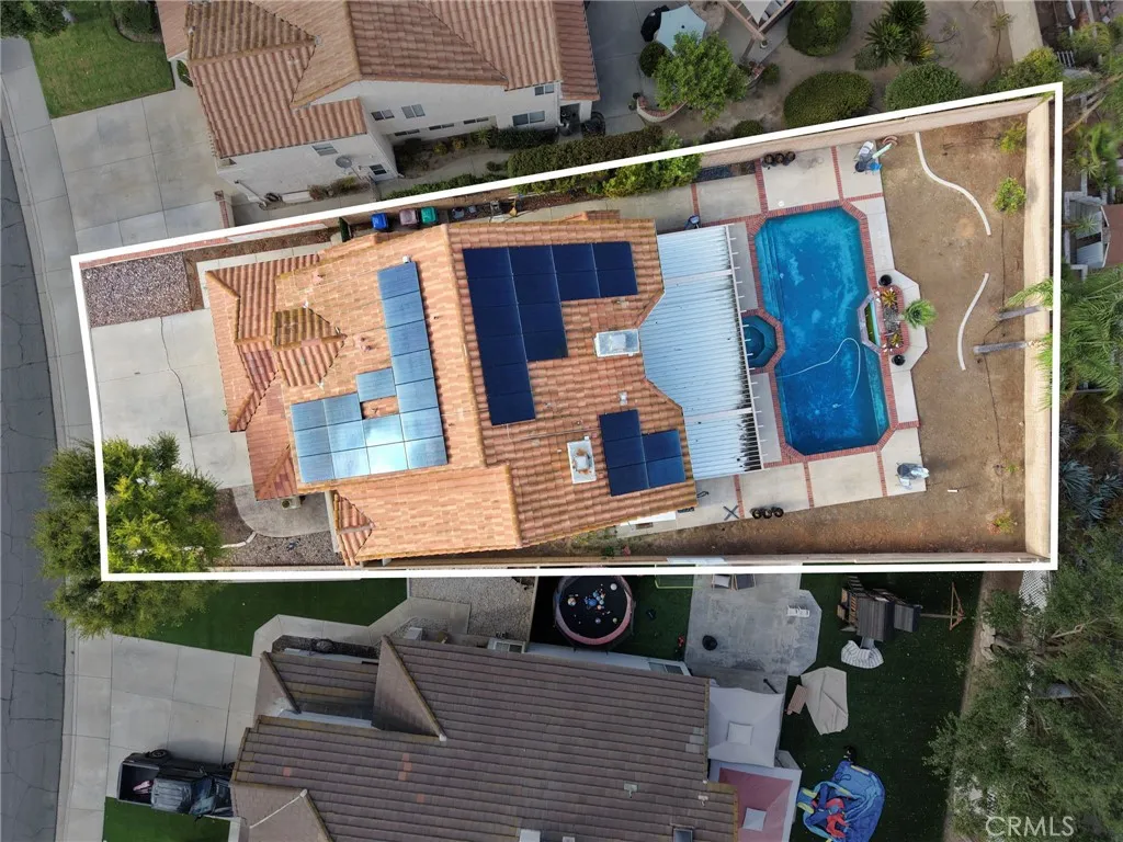 main property photo 50