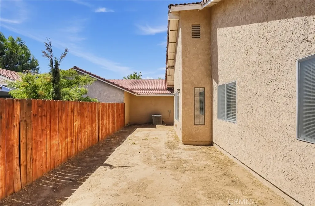 main property photo 33
