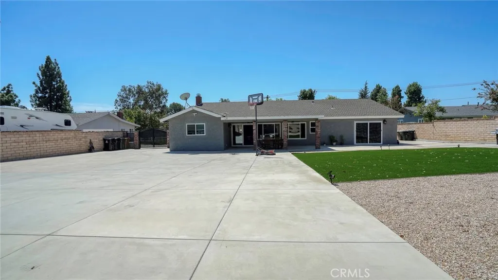 main property photo 44