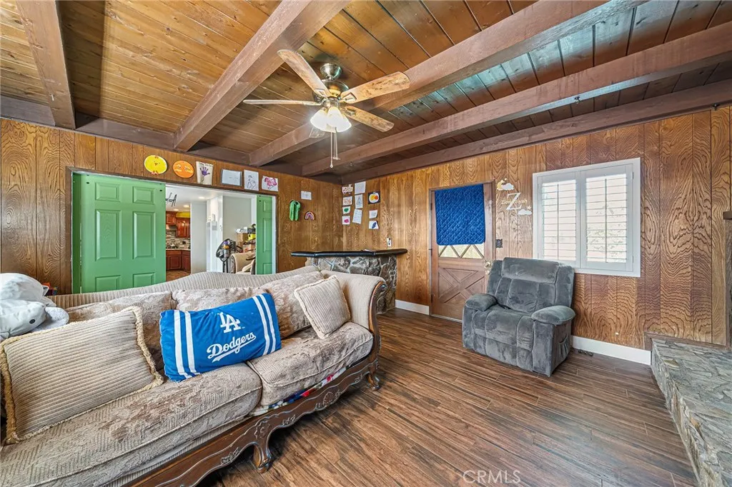 main property photo 13