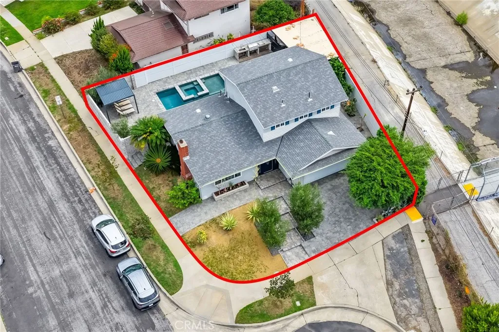 main property photo 60