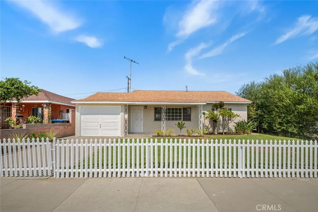 main property photo 0