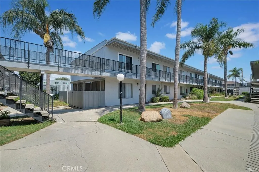 main property photo 0
