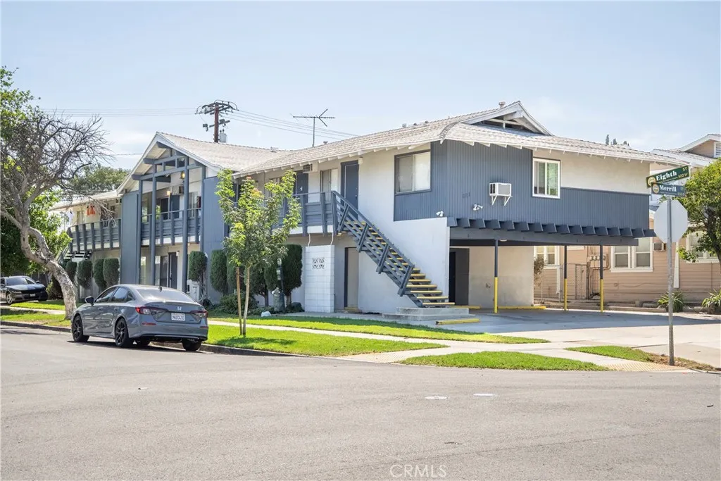 main property photo 0