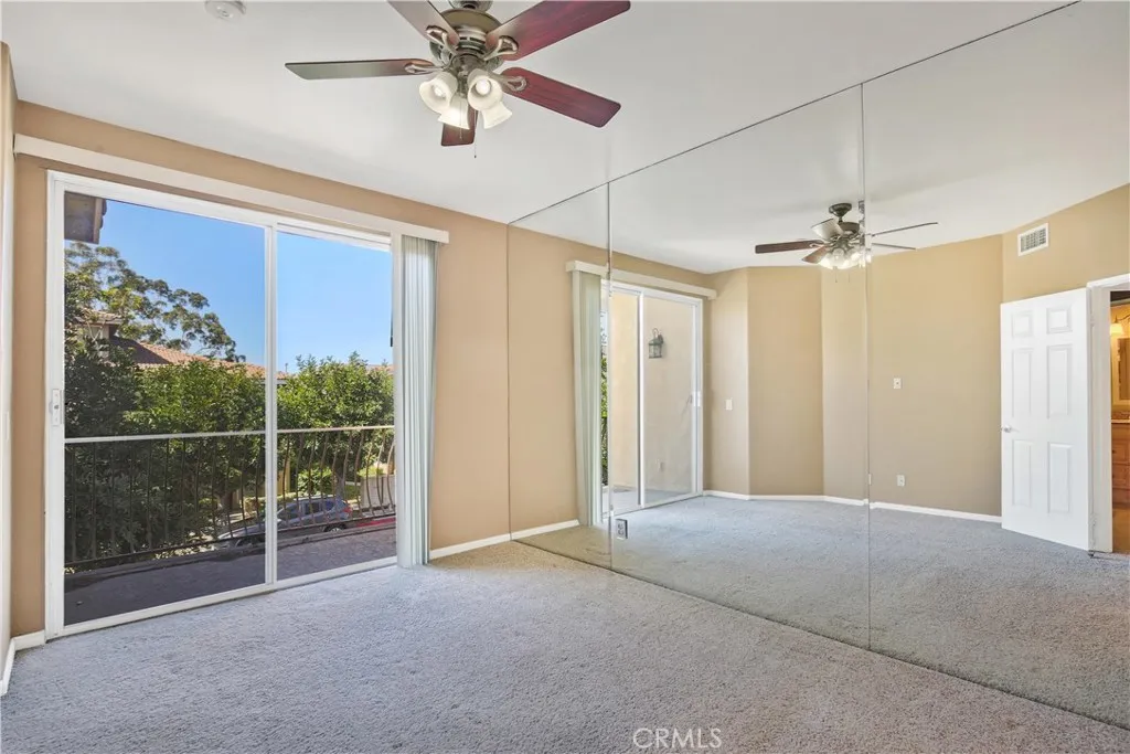 property viewer photo 15