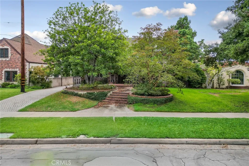 main property photo 0