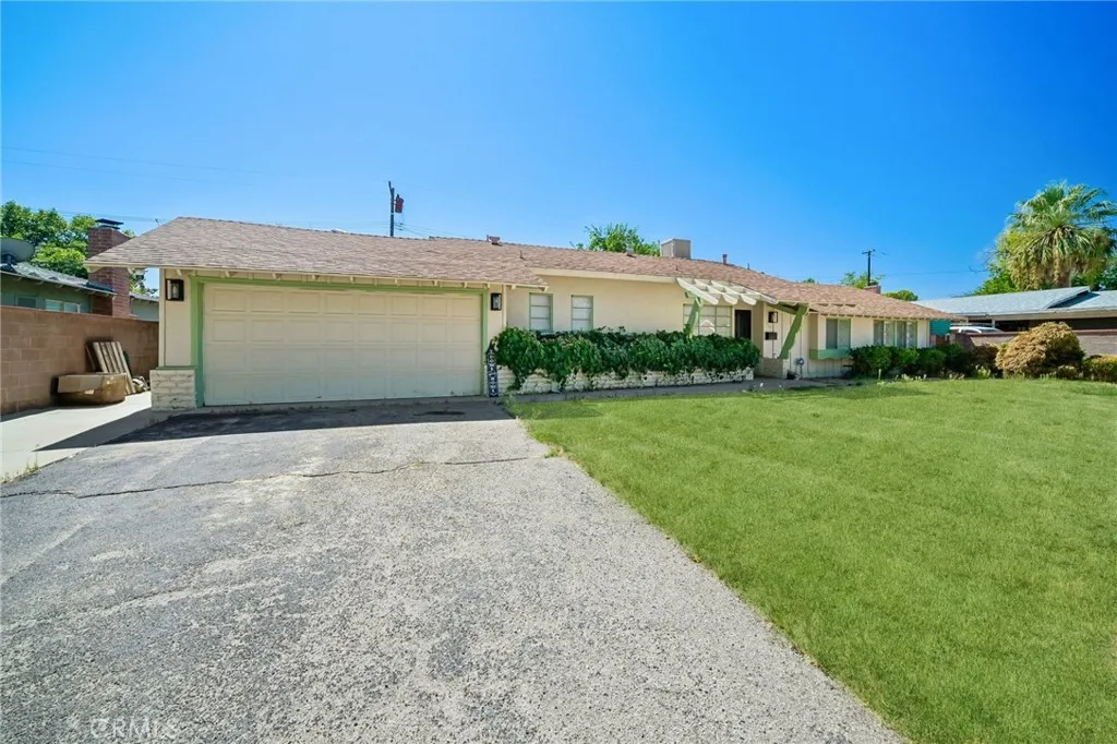 main property photo 0