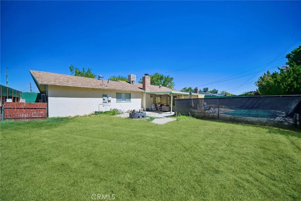 main property photo 28