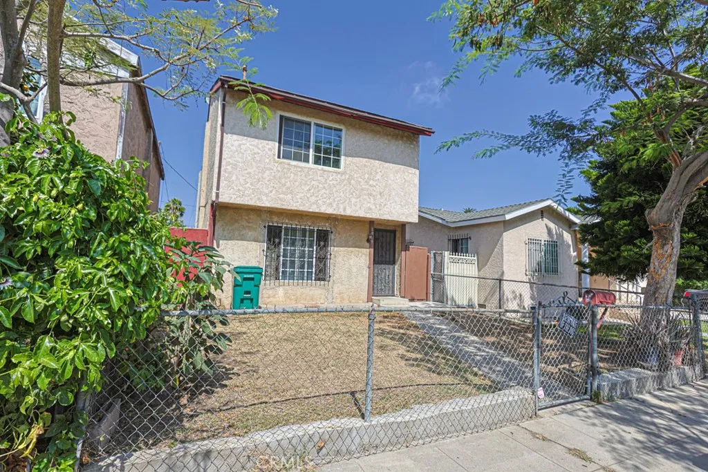 main property photo 0