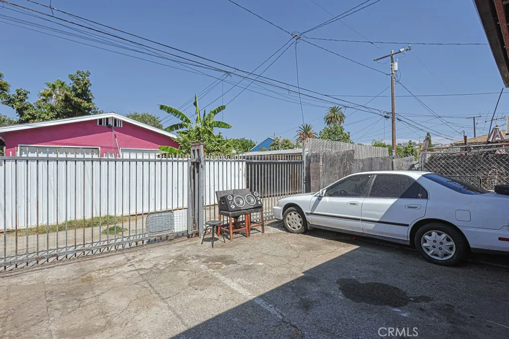 main property photo 24