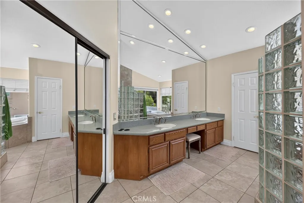 main property photo 86