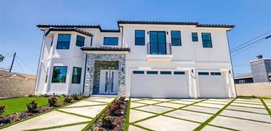 image of property with 7 Bed | 6 Bath | 4,219 Sqft
