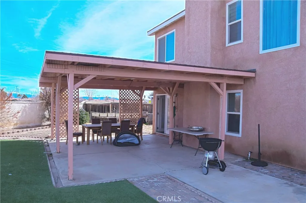 main property photo 14