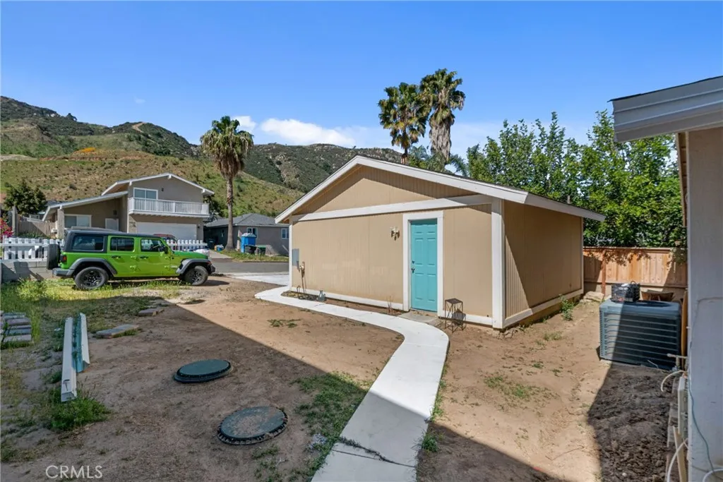 main property photo 33