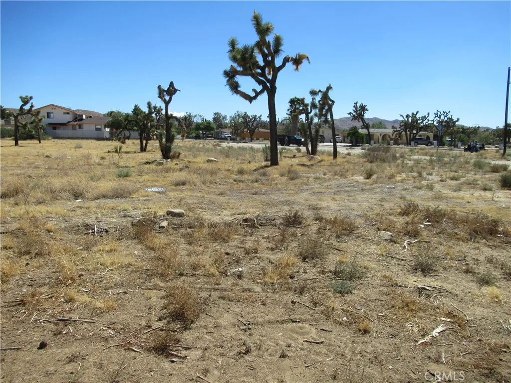 main property photo 8