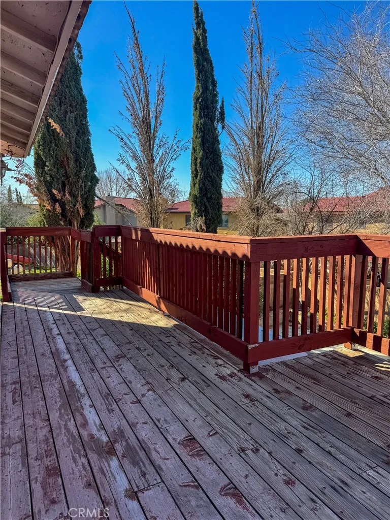 main property photo 7