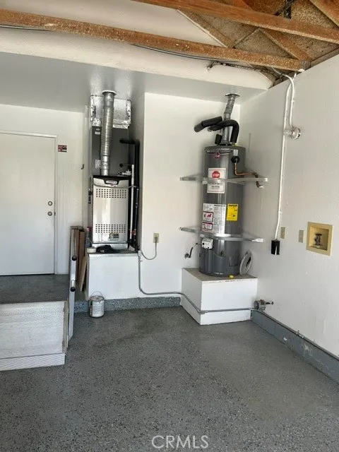 main property photo 50