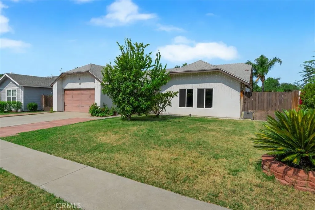main property photo 0