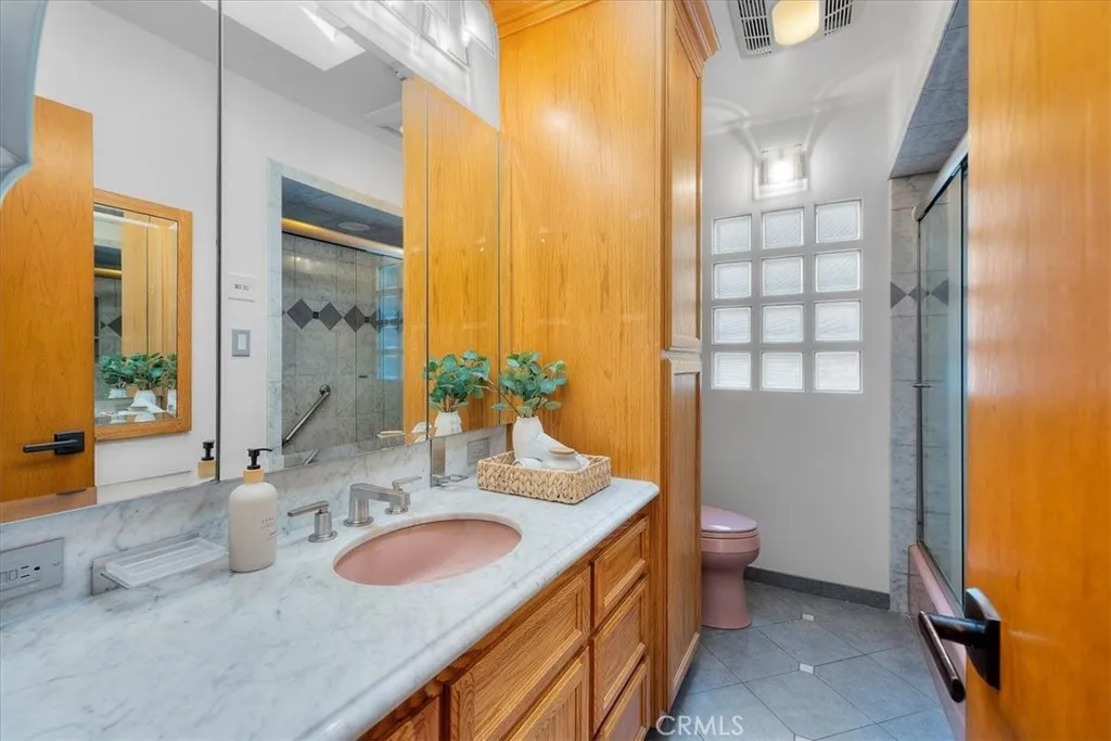 property viewer photo 24