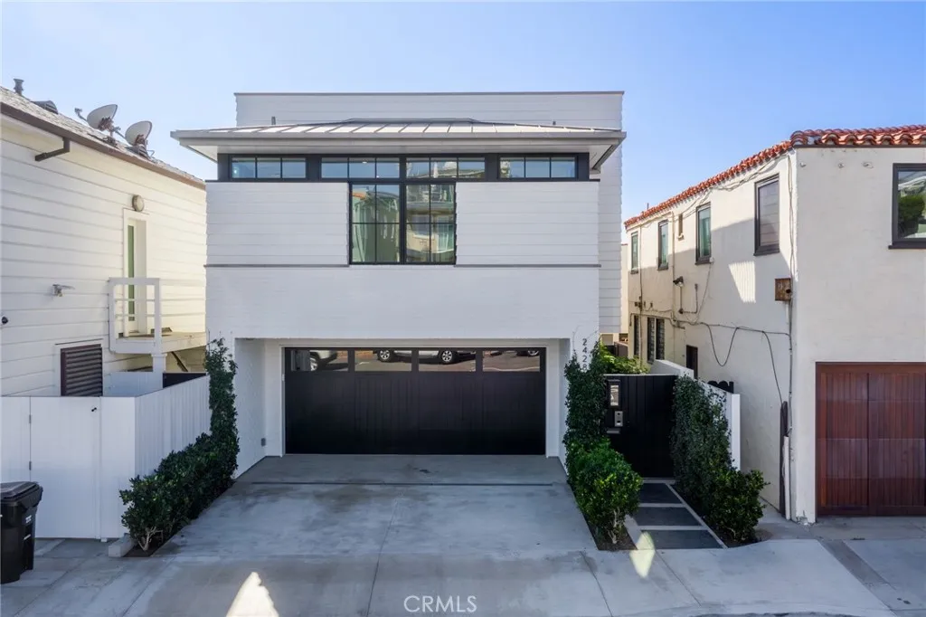 main property photo 59