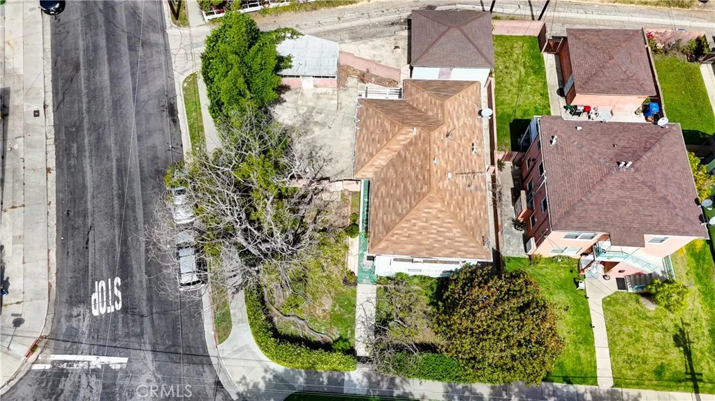 main property photo 24