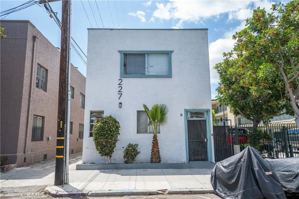 main property photo 2