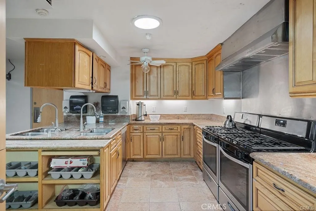 main property photo 59