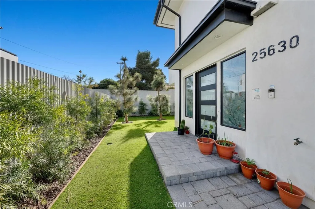 main property photo 24