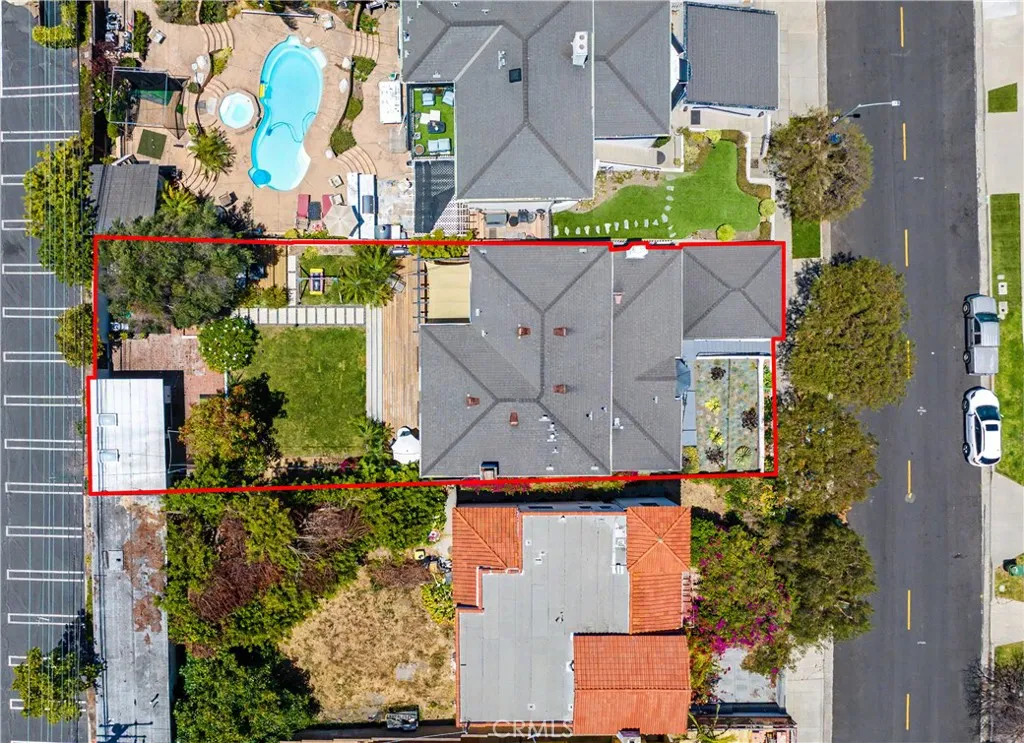 main property photo 39