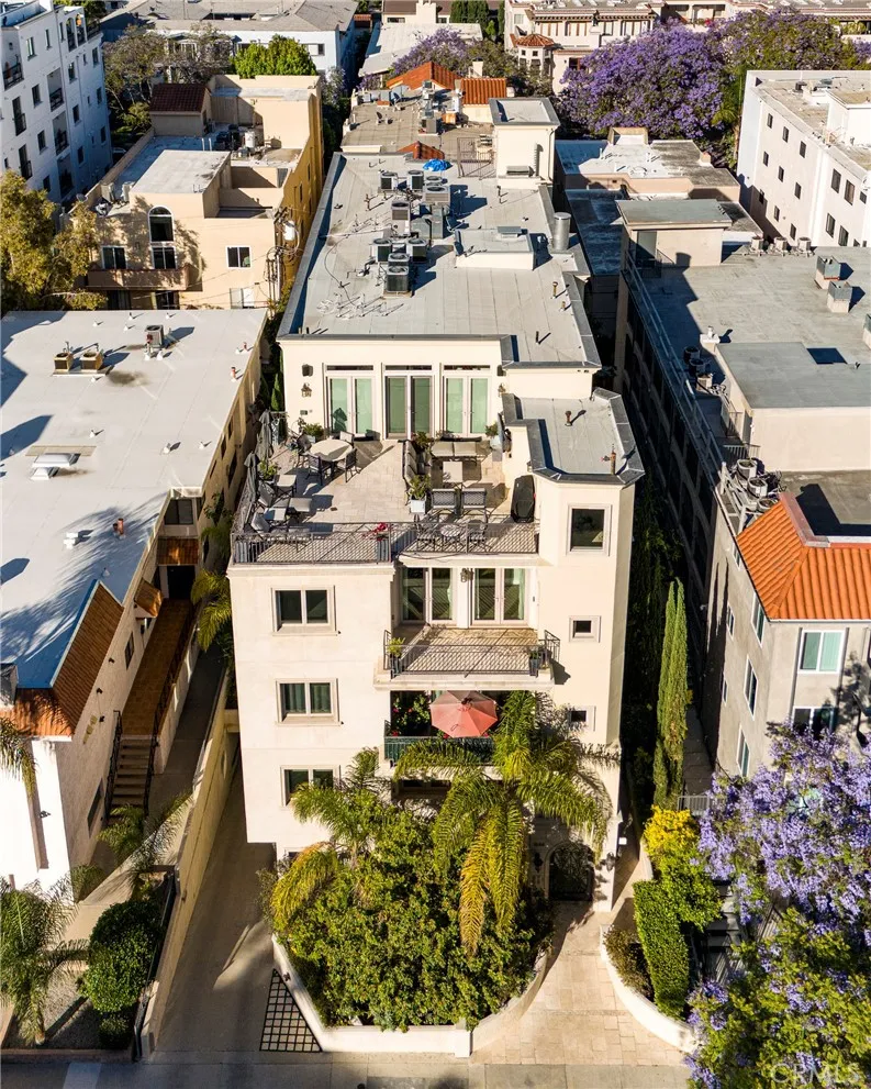 main property photo 35