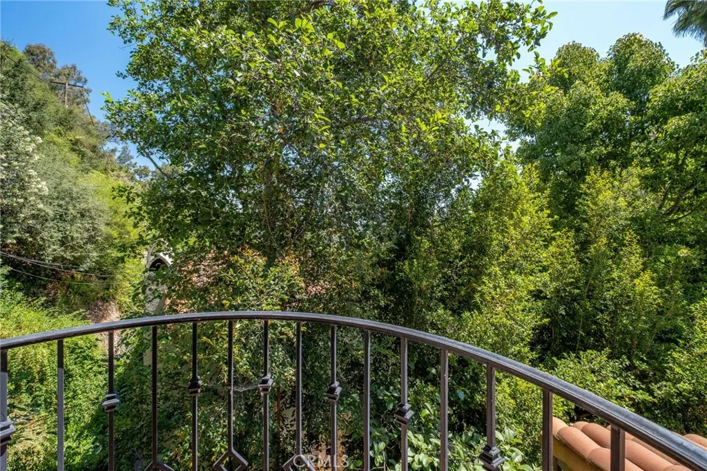 main property photo 66