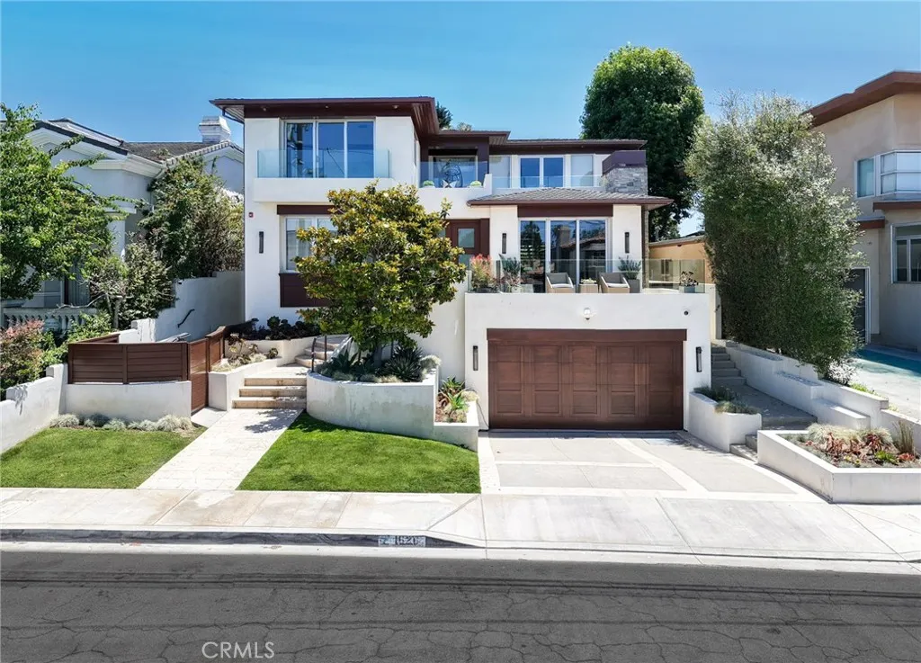 main property photo 60