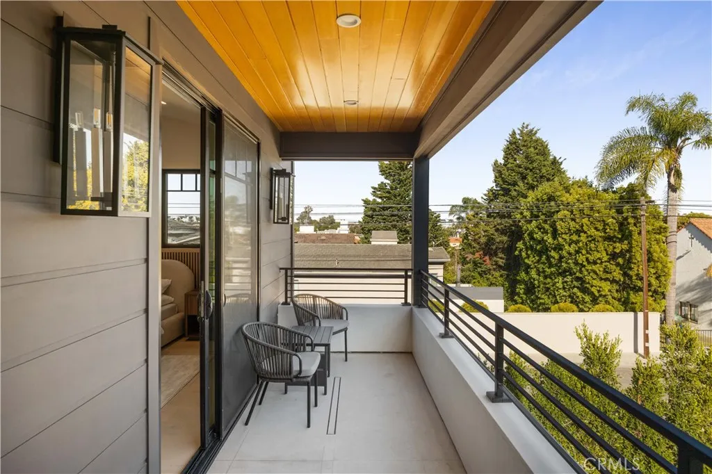 main property photo 66