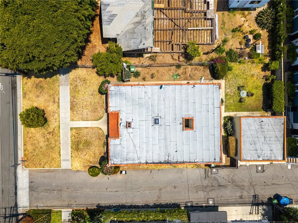main property photo 51
