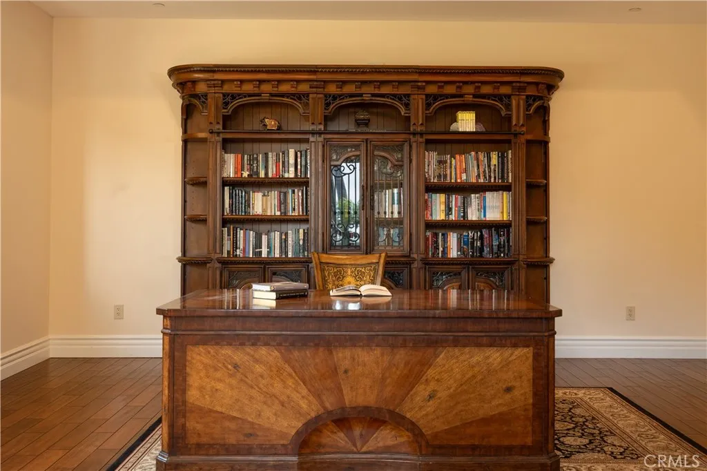 main property photo 16