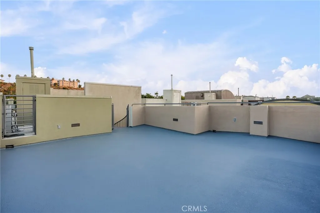 main property photo 65