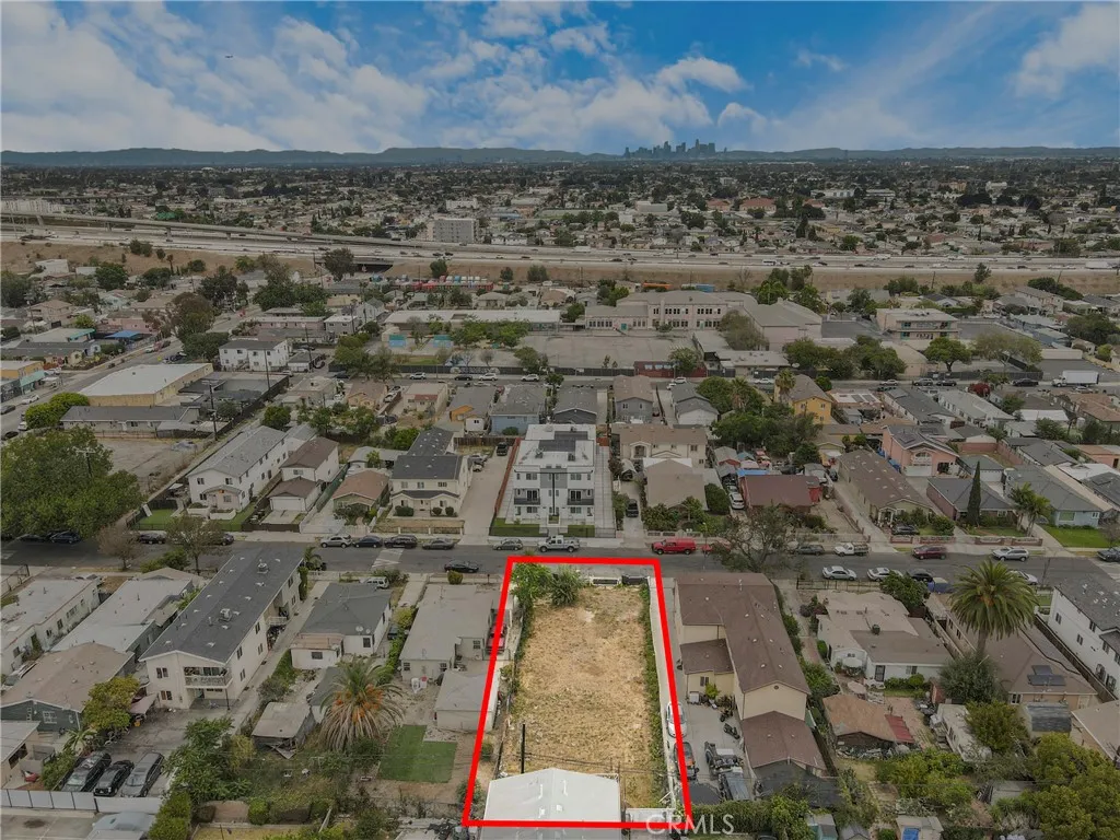 main property photo 15