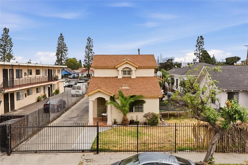 main property photo 47