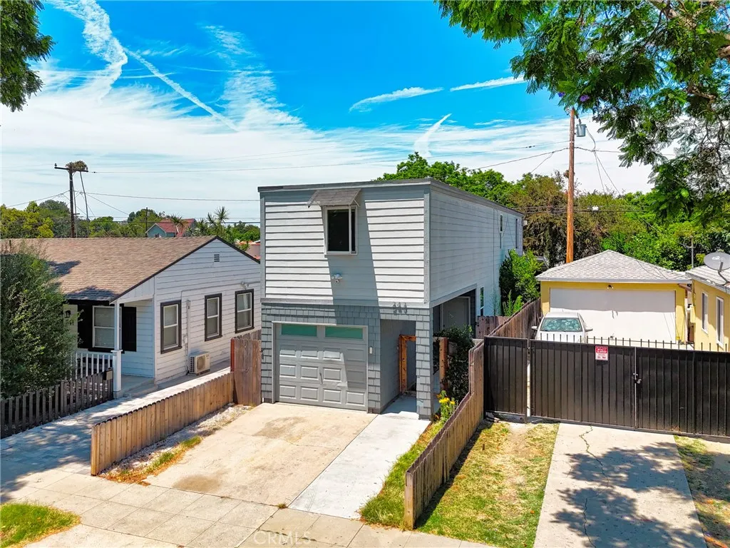 main property photo 37
