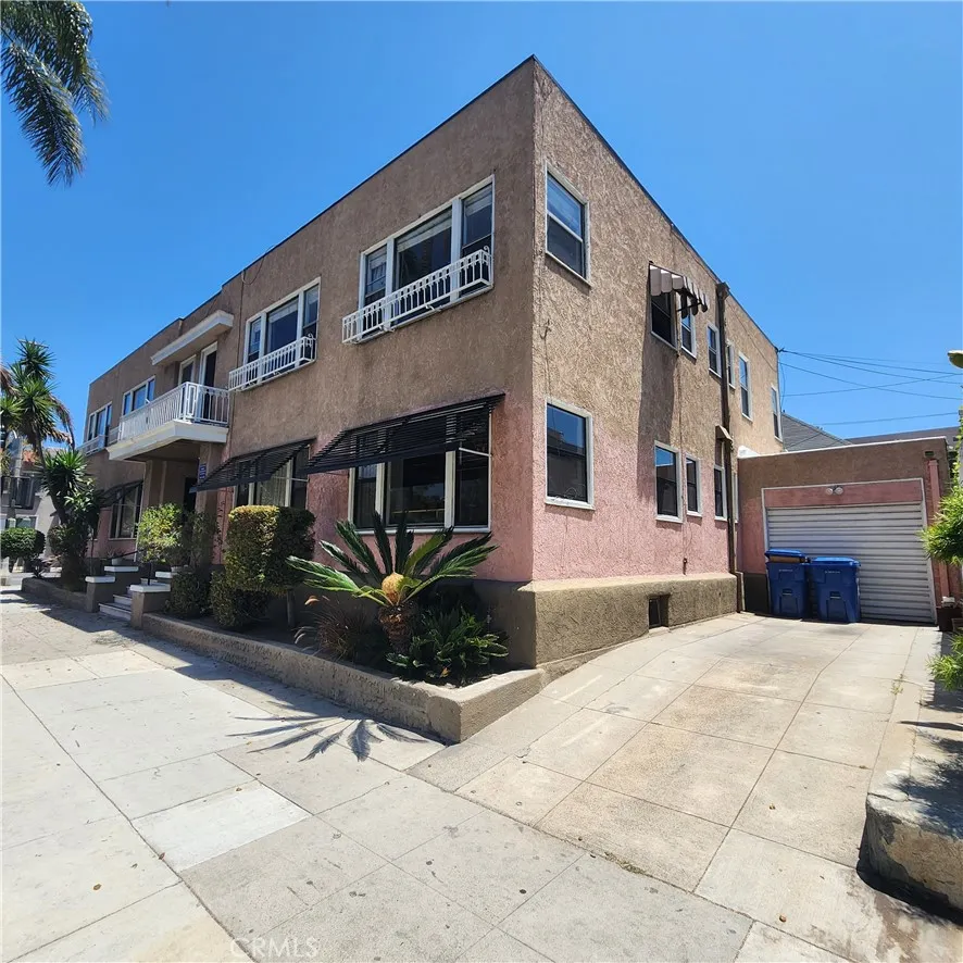 main property photo 0