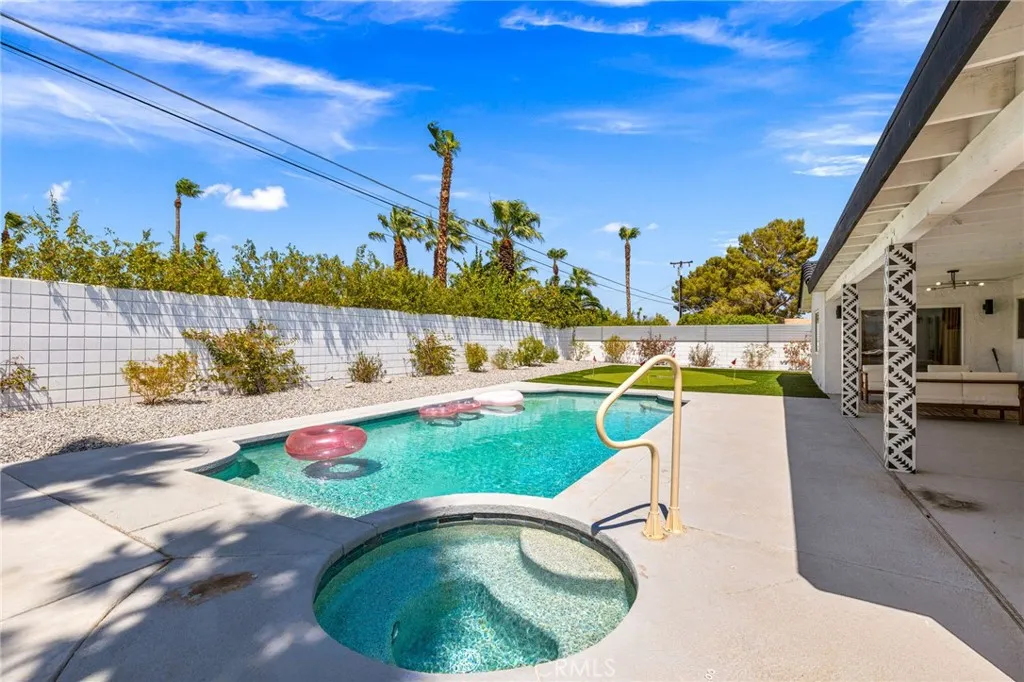 main property photo 43