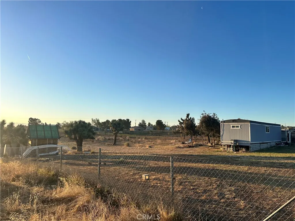 main property photo 11